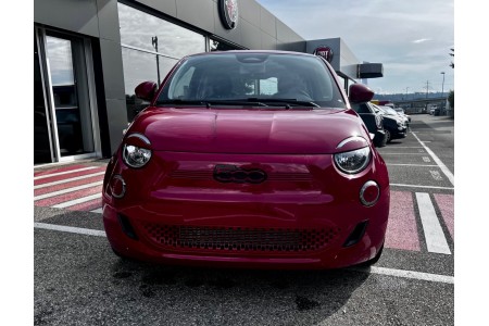 P3KGLELC63H4_0.jpg 2