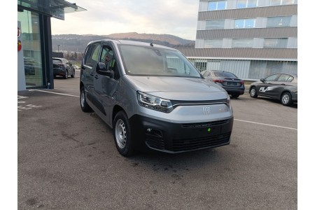 O9KFBFJQGKJJ_0.jpg 2