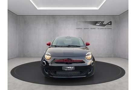 P218HKE4MMIA_0.jpg 2