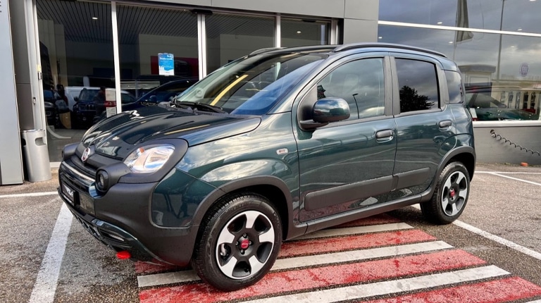 fiat-panda-10-hybrid-cross-768x430px-fila