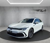 VW Golf VIII Variant 1.5 eTSI R-Line DSG